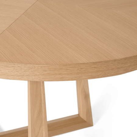 Belgrave 4-6 Seat Round Extending Dining Table, Oak